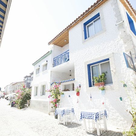 Ala Baykus Bed & Breakfast Alacatı Bagian luar foto