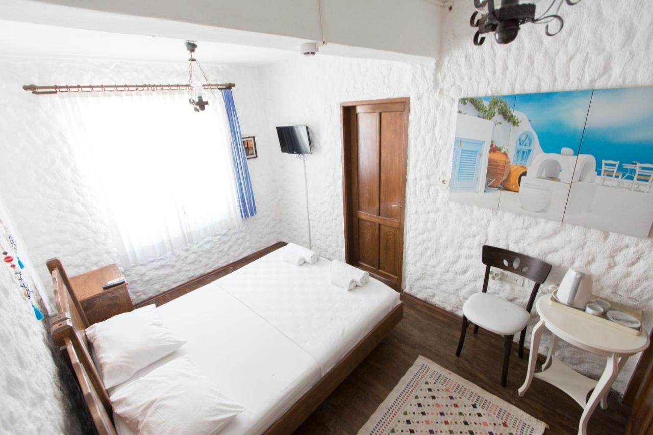 Ala Baykus Bed & Breakfast Alacatı Bagian luar foto