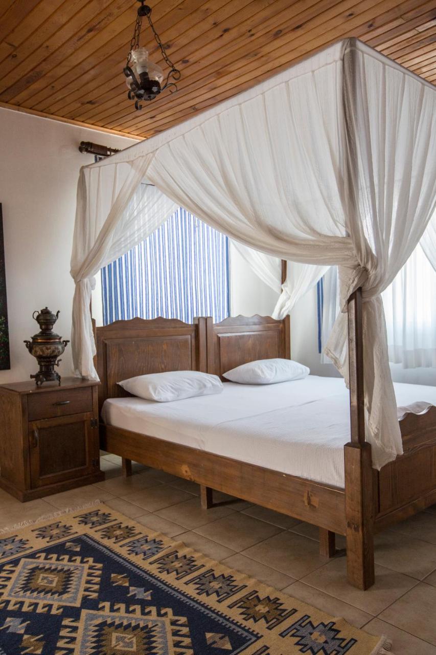 Ala Baykus Bed & Breakfast Alacatı Bagian luar foto
