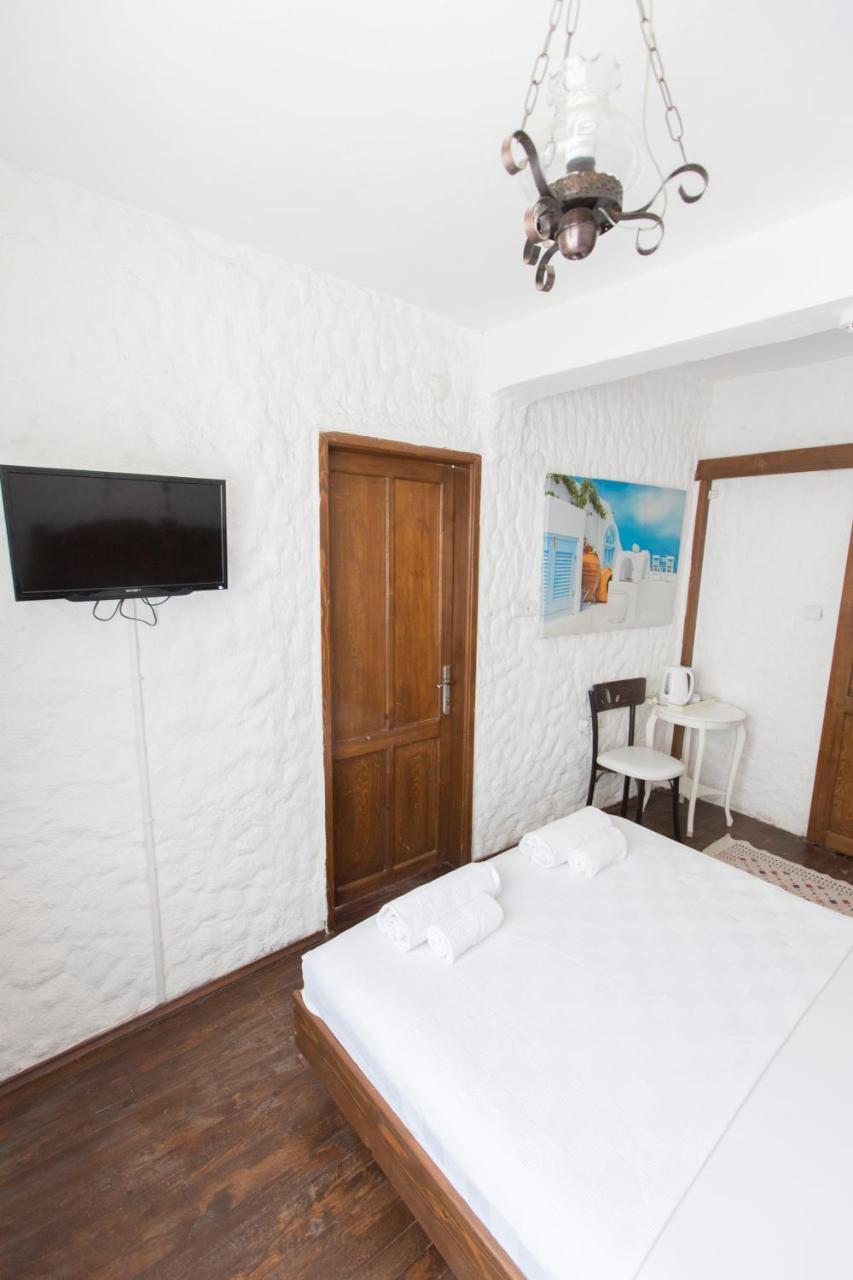 Ala Baykus Bed & Breakfast Alacatı Bagian luar foto