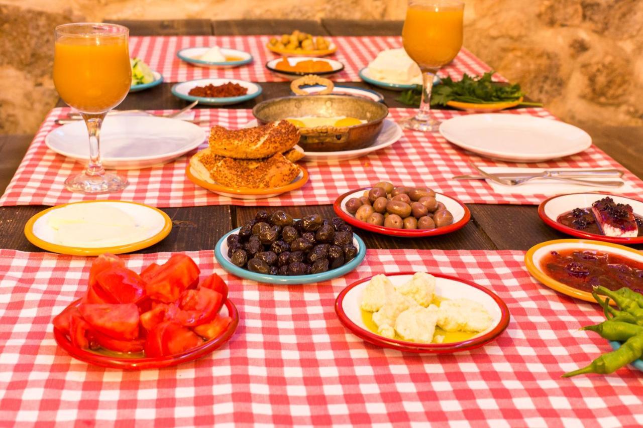 Ala Baykus Bed & Breakfast Alacatı Bagian luar foto