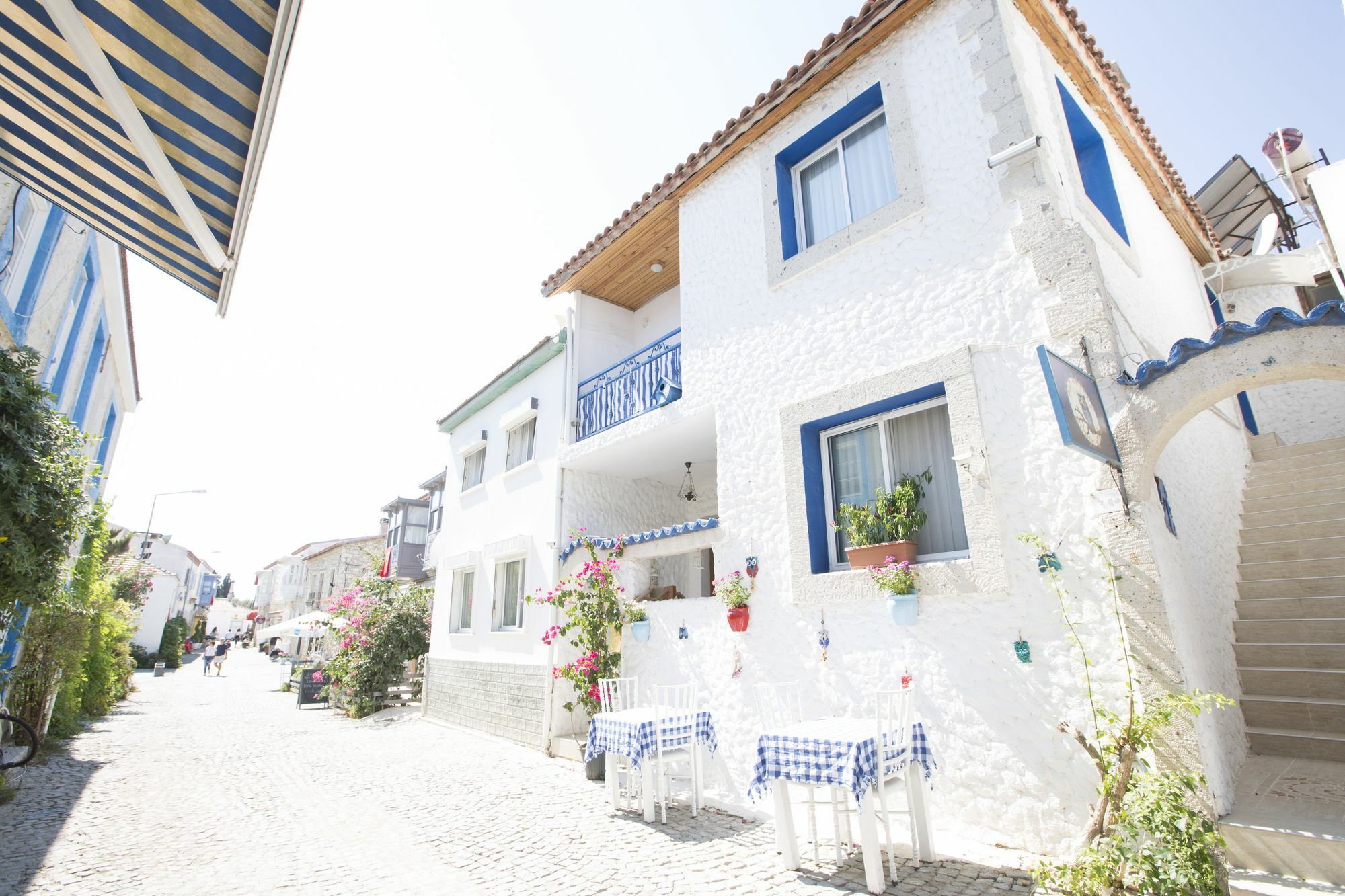 Ala Baykus Bed & Breakfast Alacatı Bagian luar foto